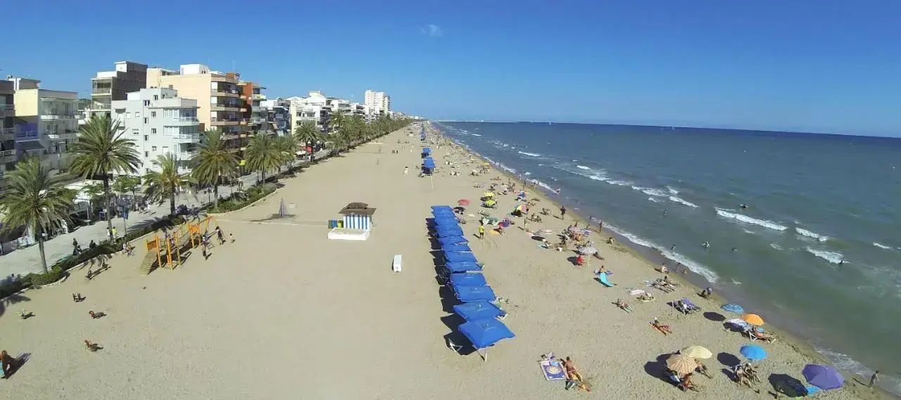 beaches in calafell platja de calafell platja de les madrigueres platja de l'estany - el mas mel platja de sant salvador platja segur de calafell
