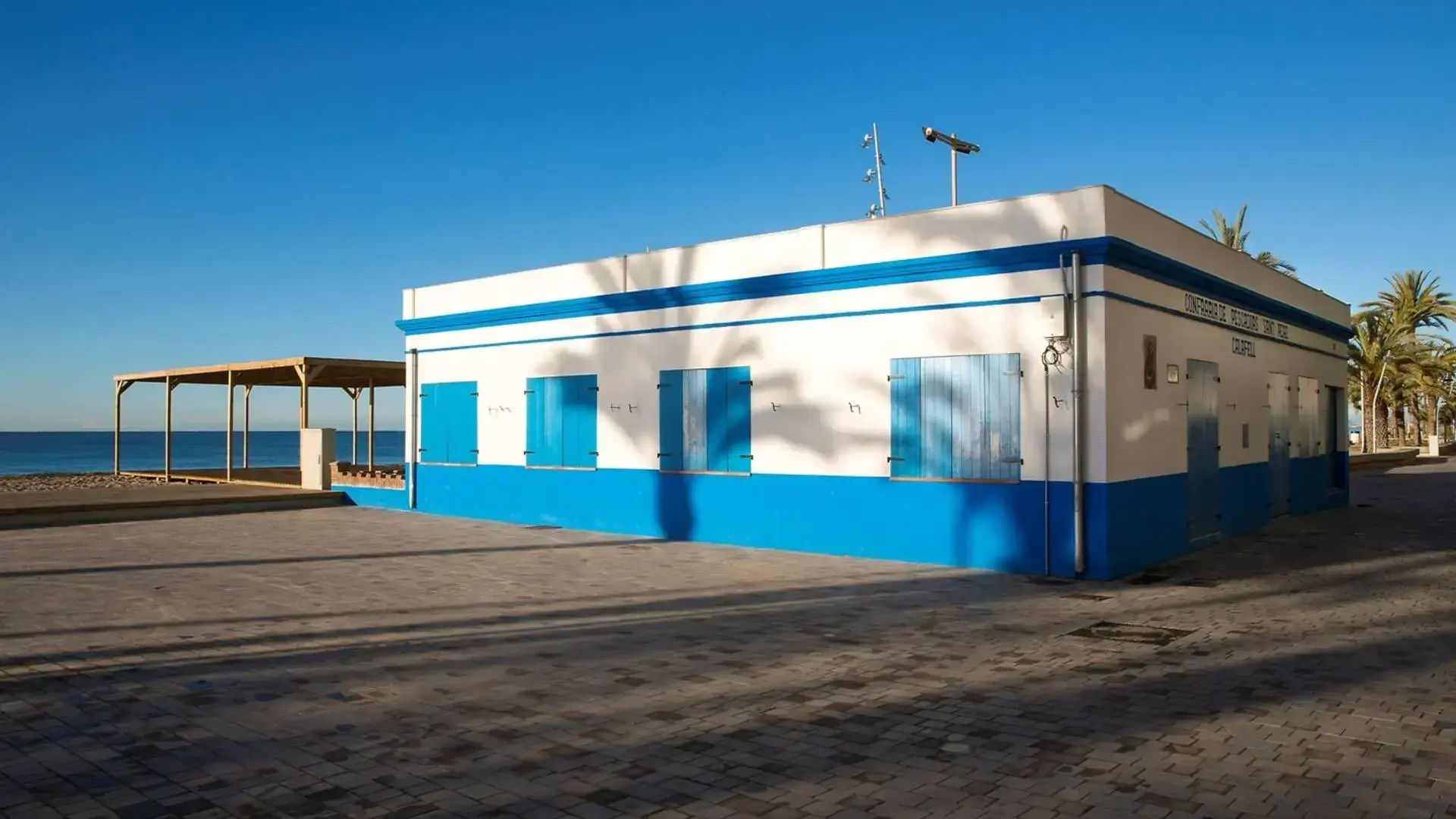 tourism in calafell confraria statue of the fisherman el bot salvavides museu casa barral museu de arte moderna el castell de calafell
